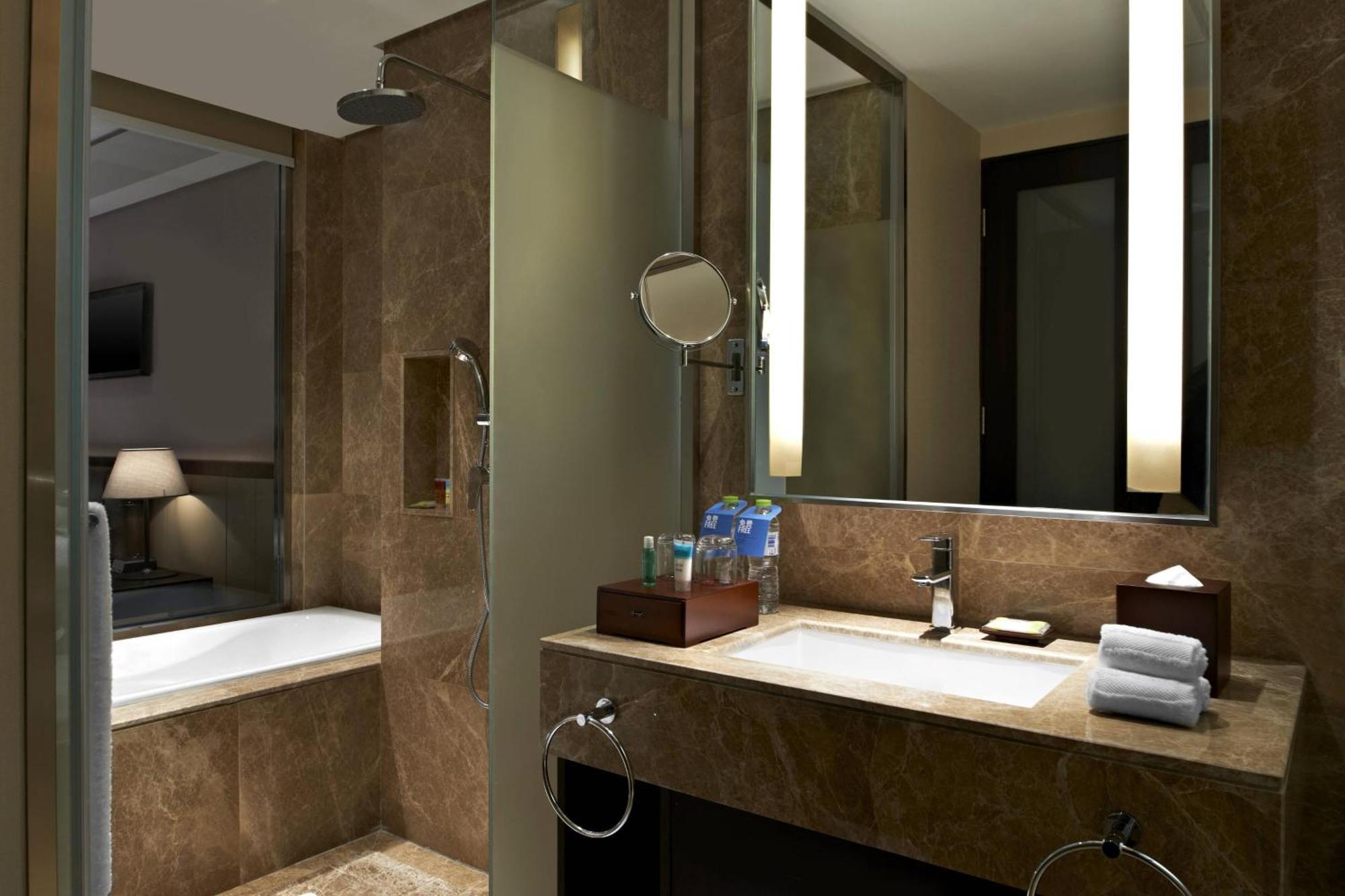 Four Points By Sheraton Qingdao, West Coast Exteriér fotografie